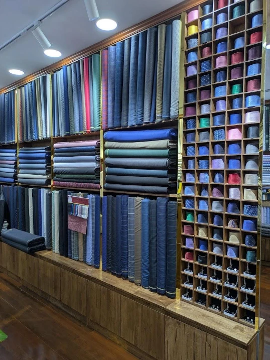 bangrak bespoke tailor review interior of the shop